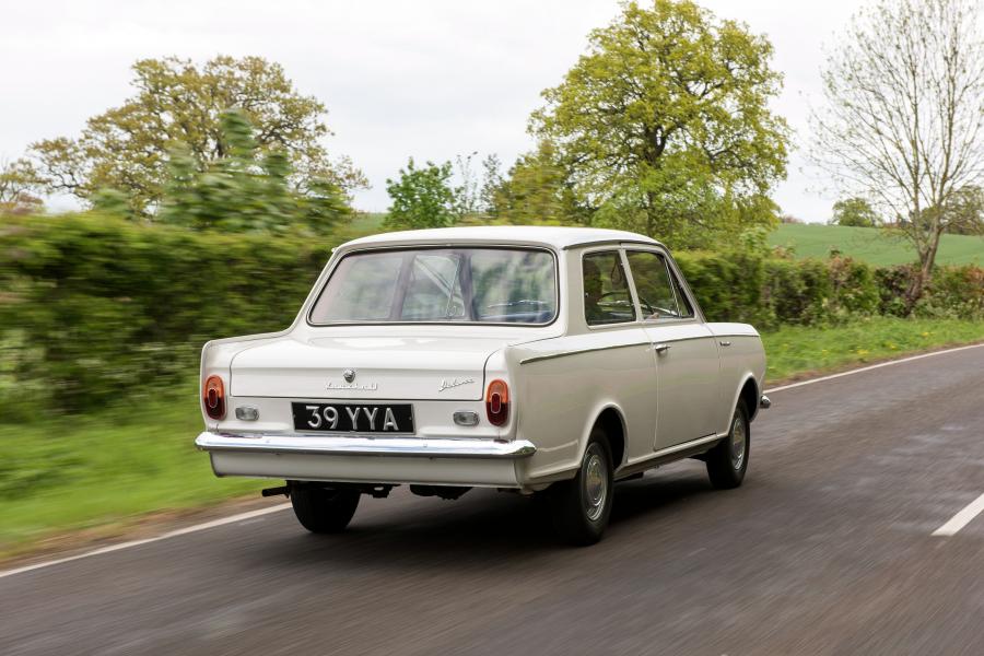  Vauxhall Viva 1963 года  (фото 8 из 17)